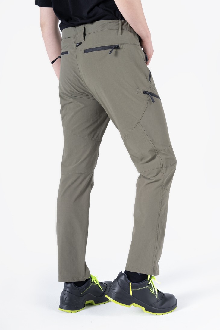 Yıldırımlar Giyim: İş Güvenliği Malzemeleri ve Ekipmanları