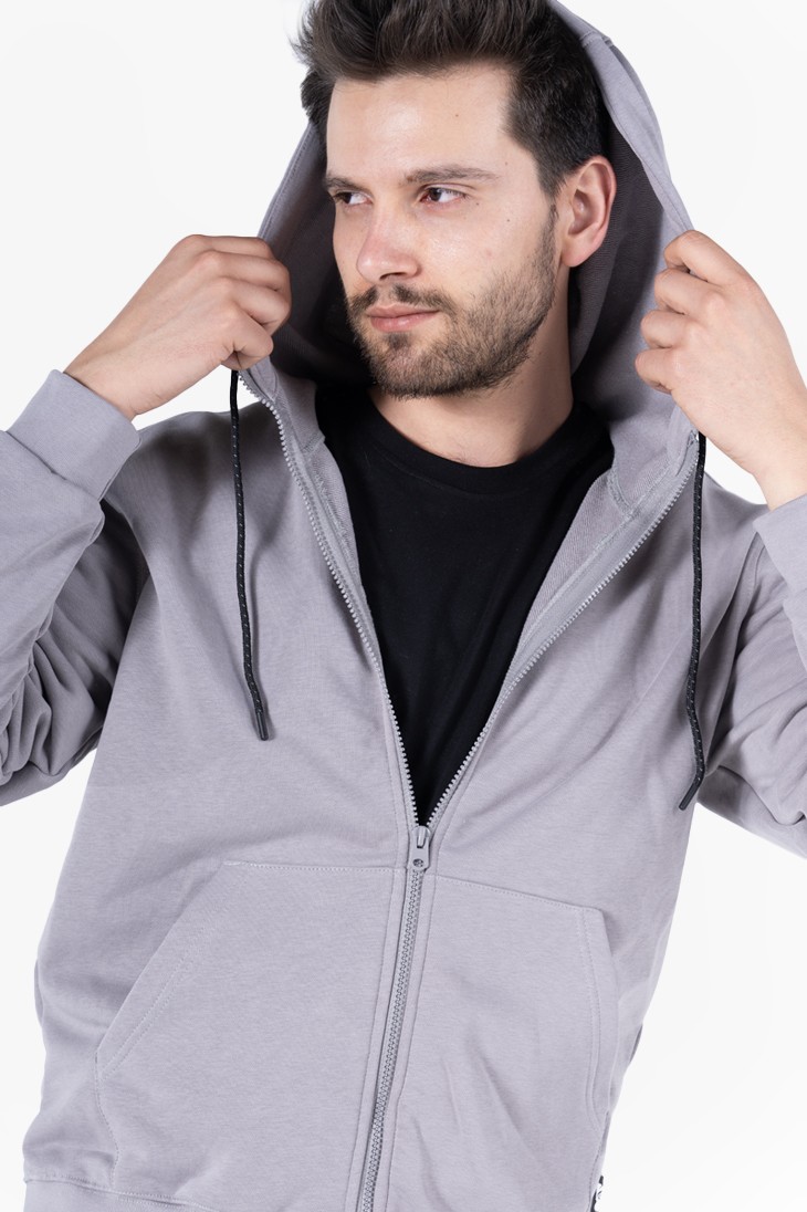 Yıldırımlar Giyim: İş Güvenliği Malzemeleri ve Ekipmanları