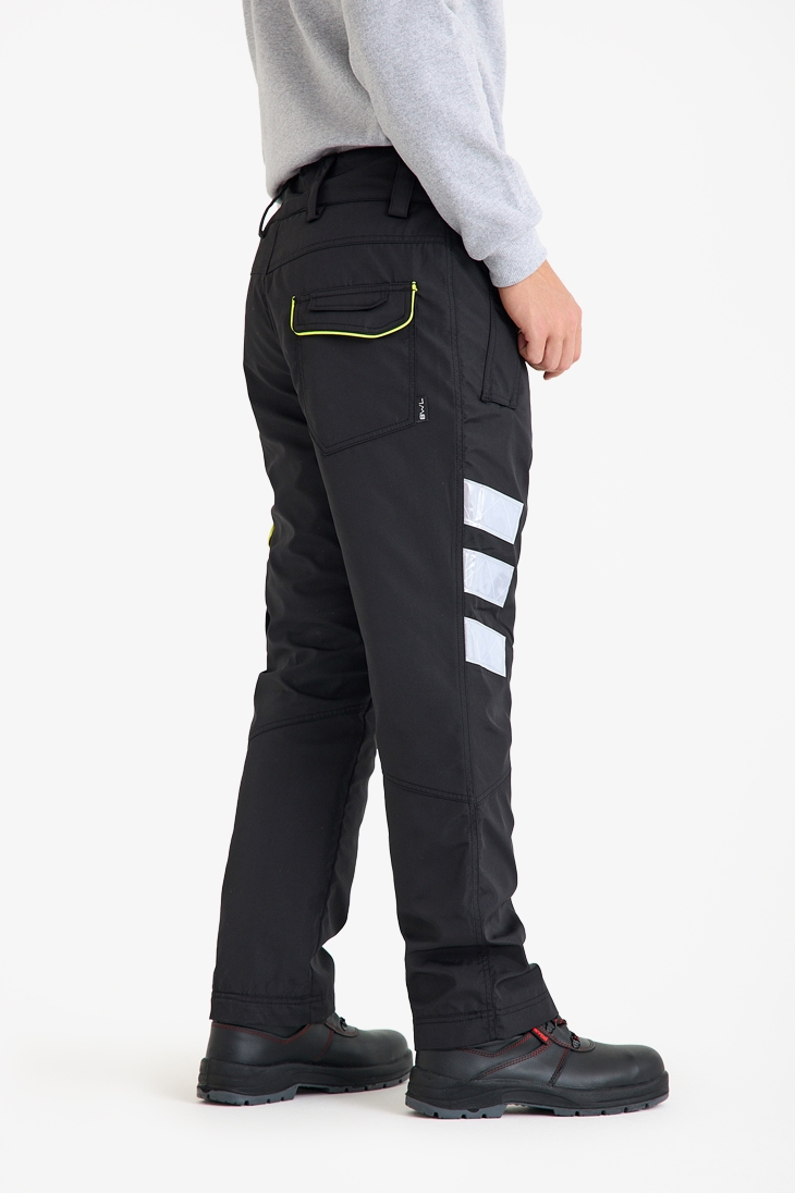 Yıldırımlar Giyim: İş Güvenliği Malzemeleri ve Ekipmanları