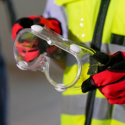 Koruyucu Gözlük Ne İşe Yarar?